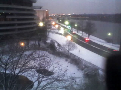 Snow on the Potomac